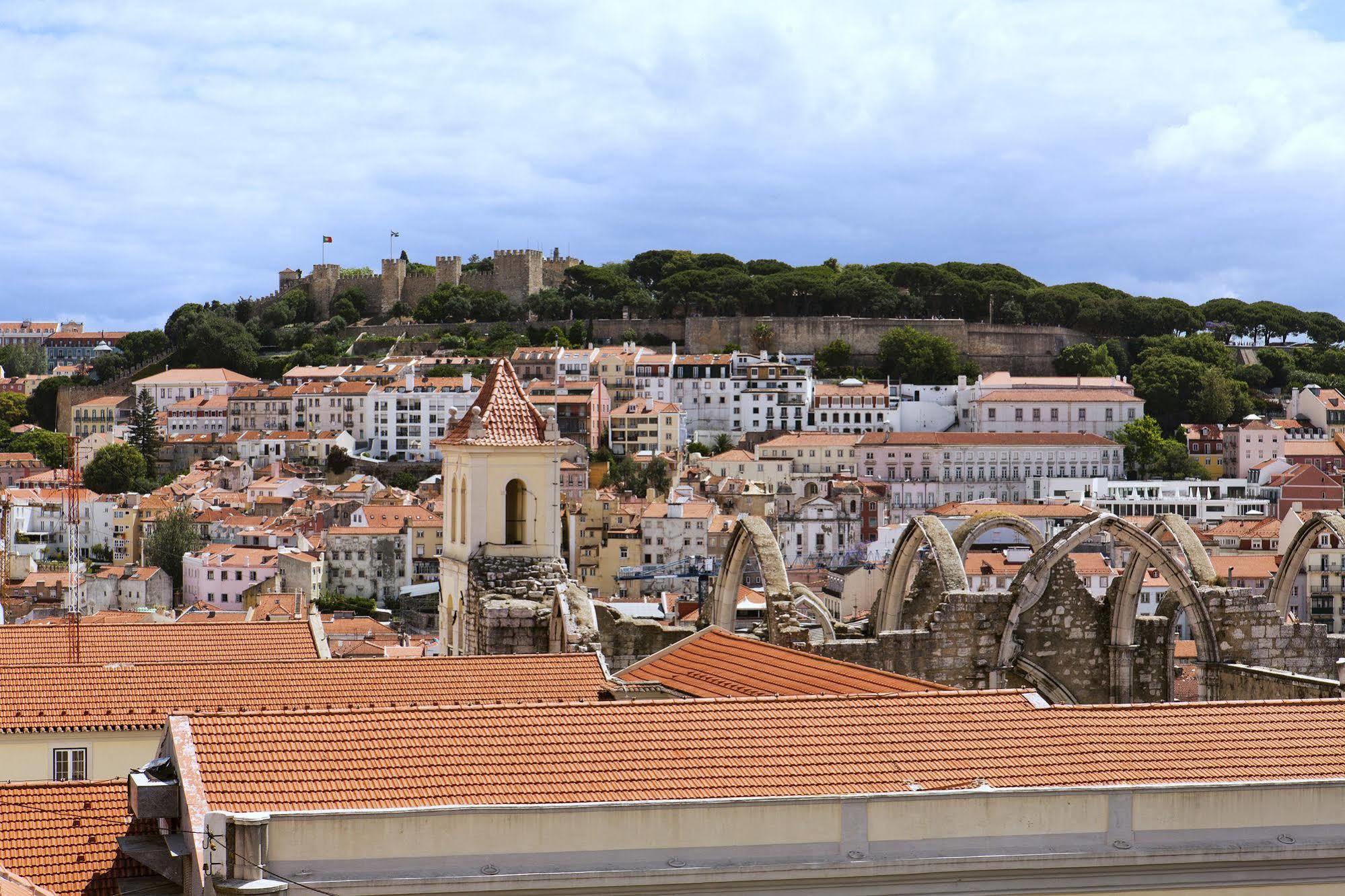 Lisboa Carmo Hotel Buitenkant foto